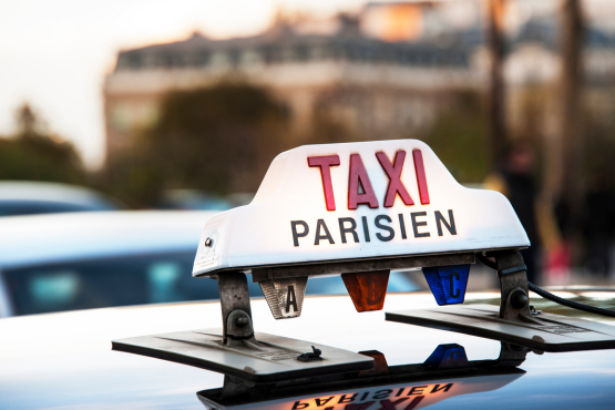 Comprendre le Fonctionnement des Licences de Taxi